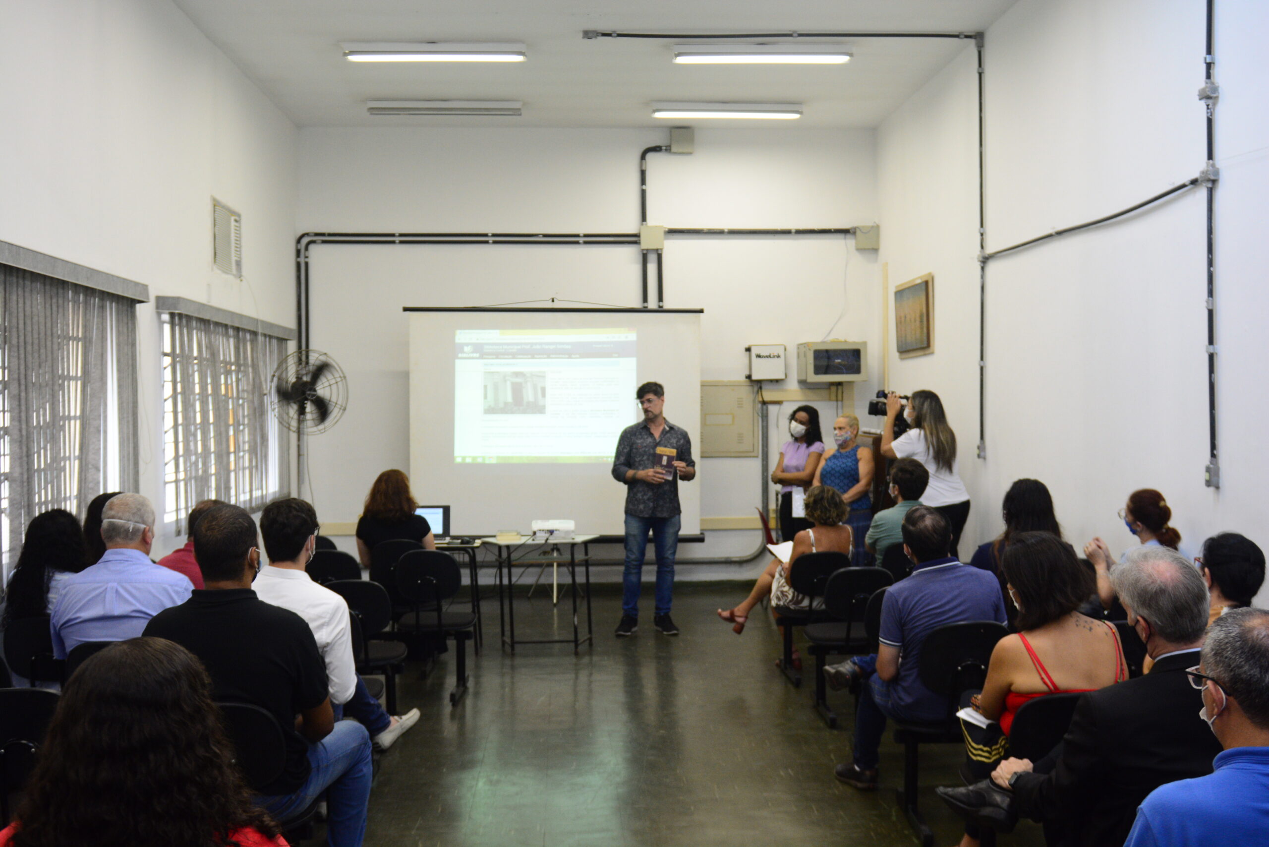 21-12-15 - LANÇAMENTO DO ACERVO DIGITALDA BIBLIOTECA _Thiego Barbosa (15)